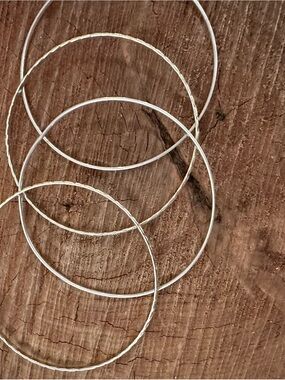Delicate Textured Silver Bangle Bracelet Set - Silver